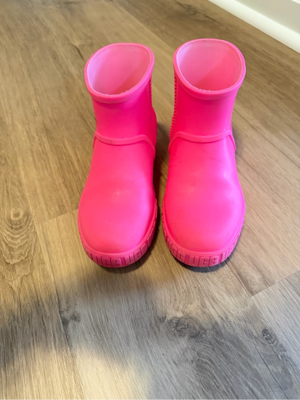 UGG Girls' Neon Pink Waterproof Rain Boots